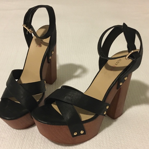 Sandals - Picture 2 of 2